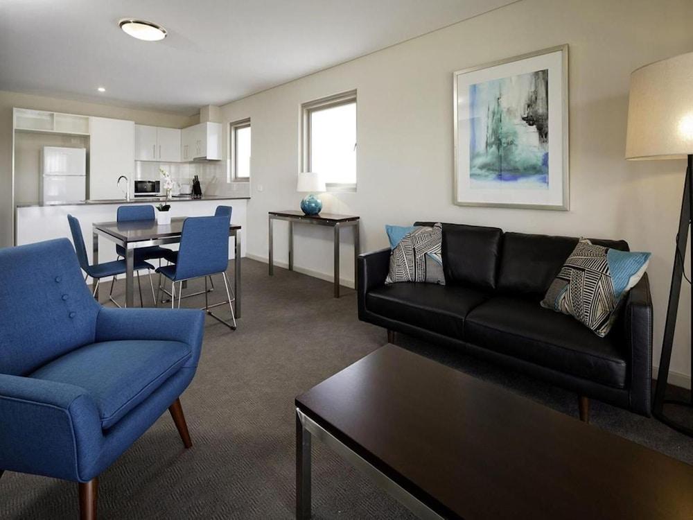 Baileys Serviced Apartments Perth Exterior foto