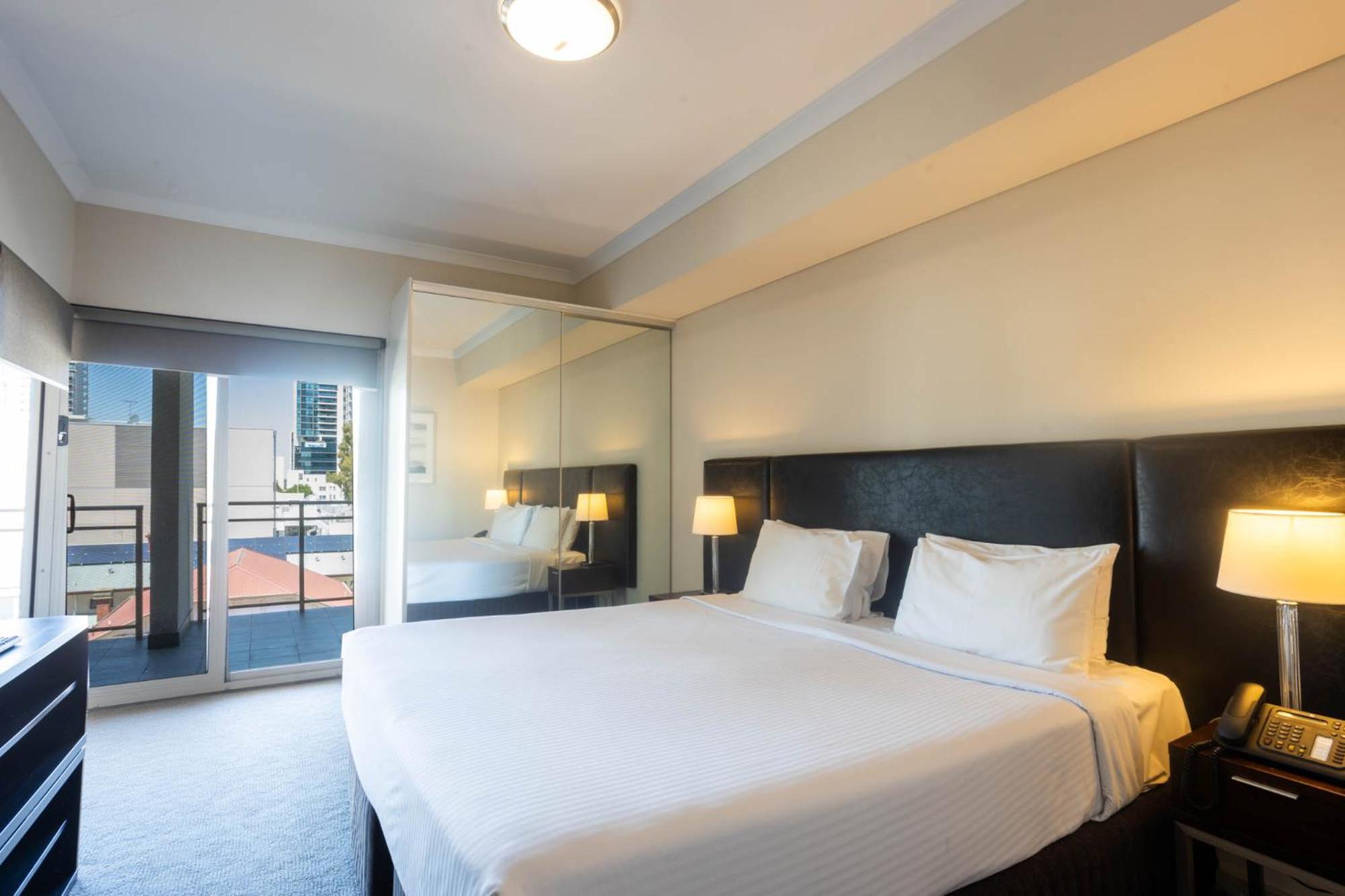 Baileys Serviced Apartments Perth Exterior foto